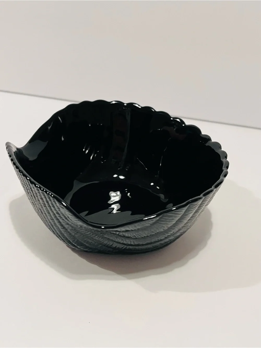 Vintage Arcoroc Coquillage Black Glass Sea Shell Set of 7 Serving Bowls